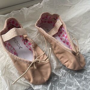 🩰Capezio Daisy Ballet Slippers🩰